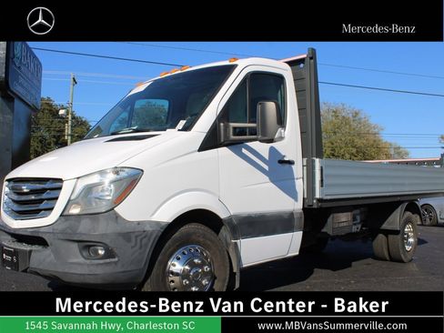 Used 2015 Freightliner Sprinter 3500 image 1