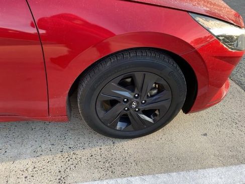 Used 2022 Hyundai Elantra SEL w/ Convenience Package image 11