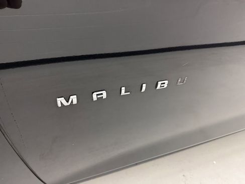 Used 2022 Chevrolet Malibu LS w/ Driver Confidence Package II image 10