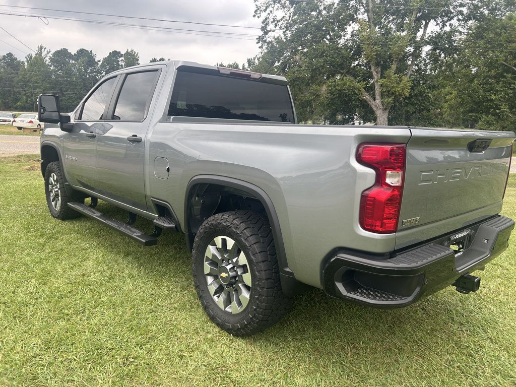 Used 2024 Chevrolet Silverado 2500 Custom w/ Custom Value Package AWD/4WD image 10