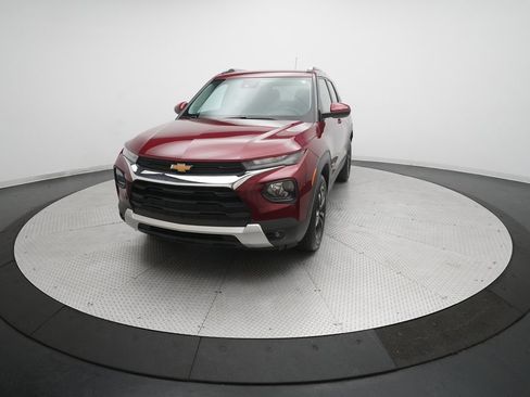Certified 2023 Chevrolet TrailBlazer LT w/ Convenience Package image 32