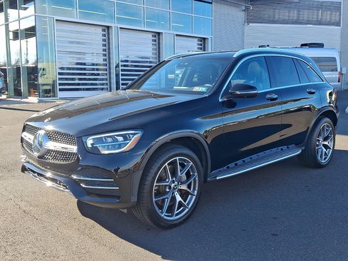 Certified 2022 Mercedes-Benz GLC 300 4MATIC image 3