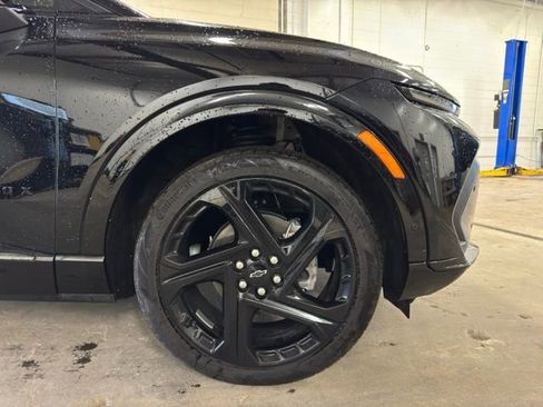 Used 2024 Chevrolet Equinox EV RS image 9