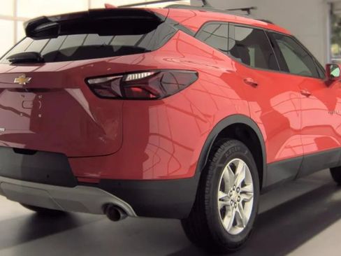 Used 2020 Chevrolet Blazer LT AWD/4WD image 3