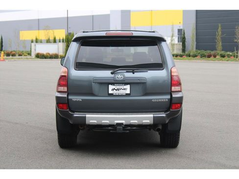 Used 2004 Toyota 4Runner Sport AWD/4WD image 3