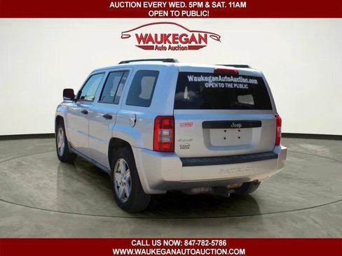Used 2010 Jeep Patriot Sport w/ Tire & Wheel Group AWD/4WD image 5