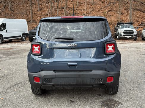 Certified 2023 Jeep Renegade Latitude image 4