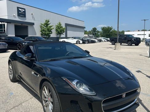 Used 2015 Jaguar F-TYPE Convertible RWD image 2