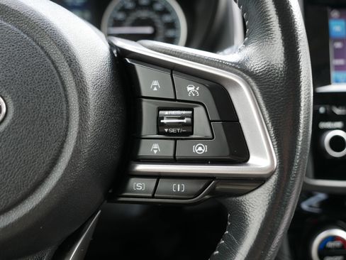 Used 2023 Subaru Forester Premium AWD/4WD image 30