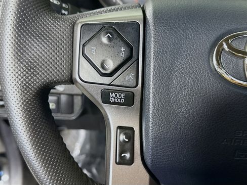 Used 2019 Toyota Tacoma SR5 image 14