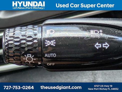 Certified 2023 Hyundai Elantra SEL w/ Preferred Accessory Package FWD image 26
