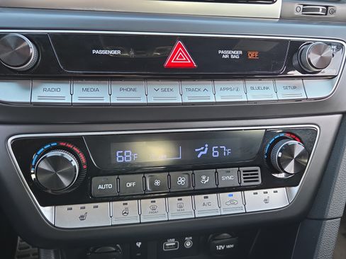 Used 2019 Hyundai Sonata Sport w/ Tech Package 03 FWD image 30