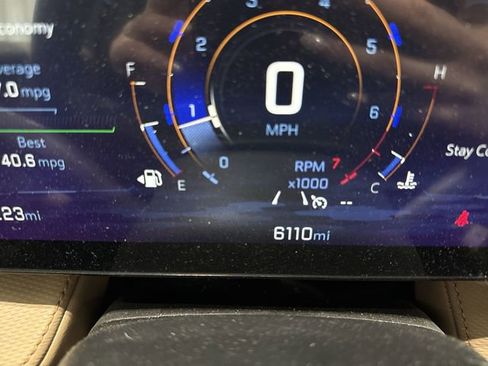 Used 2025 Chevrolet Equinox ACTIV w/ Convenience Package III image 6