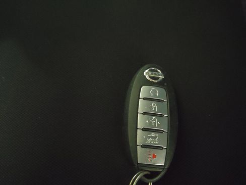 Used 2021 Nissan Sentra SV FWD image 32