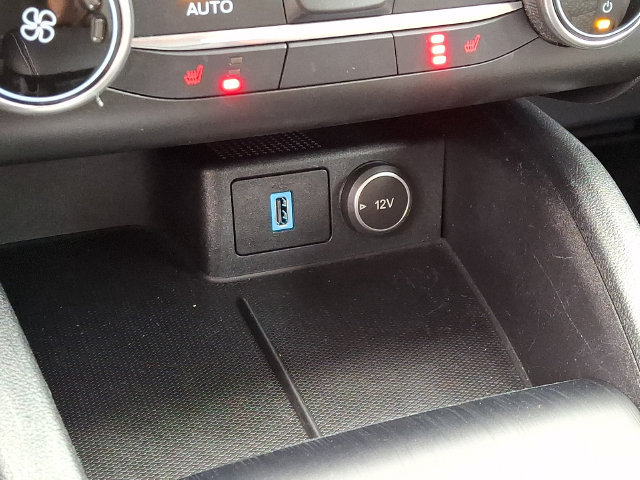 Used 2020 Ford Escape SE AWD/4WD image 24