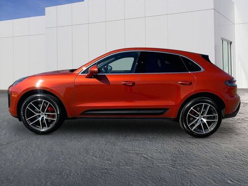 Certified 2022 Porsche Macan S AWD/4WD image 2