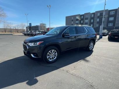 Used 2020 Chevrolet Traverse LT