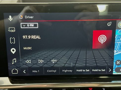 Used 2025 GMC Sierra 1500 SLT image 19