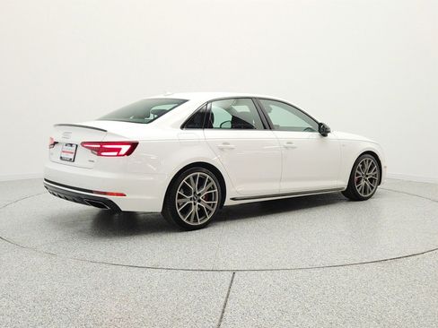 Used 2019 Audi A4 2.0T Premium Plus w/ Premium Plus Package AWD/4WD image 5