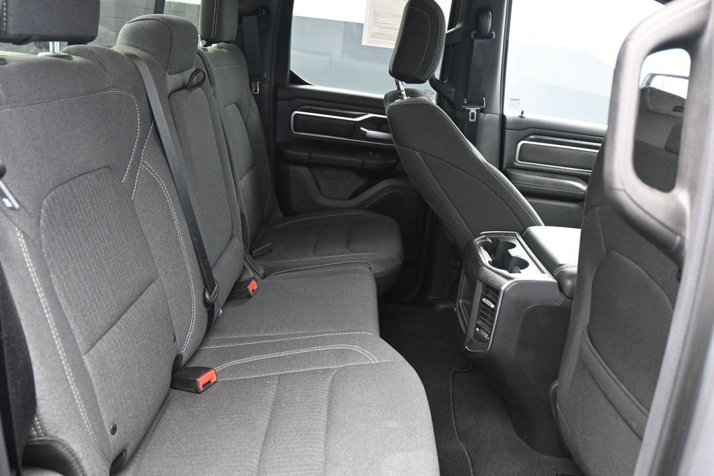 Used 2019 RAM 1500 Big Horn AWD/4WD image 11
