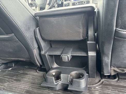 Used 2022 Ford F350 Lariat w/ Lariat Value Package image 9