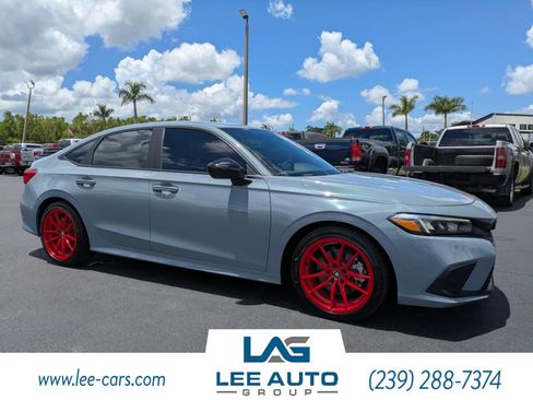 Used 2024 Honda Civic Si image 1