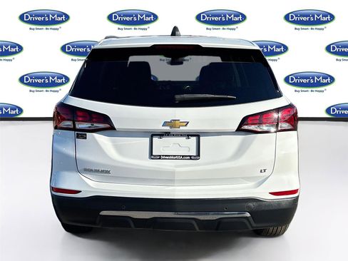 Used 2022 Chevrolet Equinox LT w/ Driver Convenience Package image 6