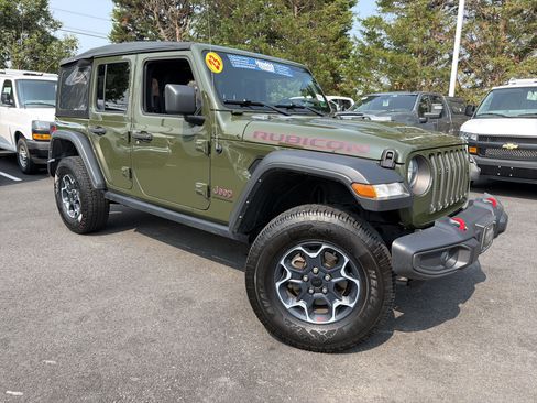 Used 2023 Jeep Wrangler Unlimited Rubicon AWD/4WD image 2