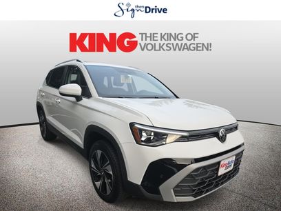 New 2025 Volkswagen Taos SE