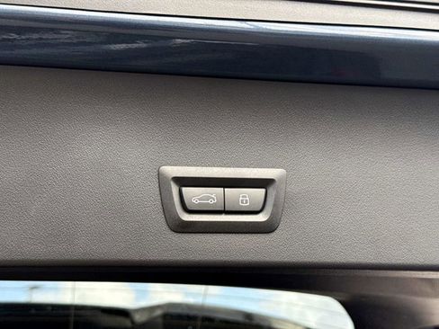 Used 2025 BMW X3 xDrive30i image 12