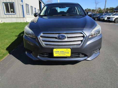 Used 2016 Subaru Legacy 2.5i Premium AWD/4WD image 3