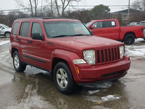 Used 2010 Jeep Liberty Sport w/ Popular Equipment Group image 16