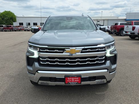 New 2026 Chevrolet Silverado 1500 LTZ w/ Z71 Off-Road Package AWD/4WD image 3