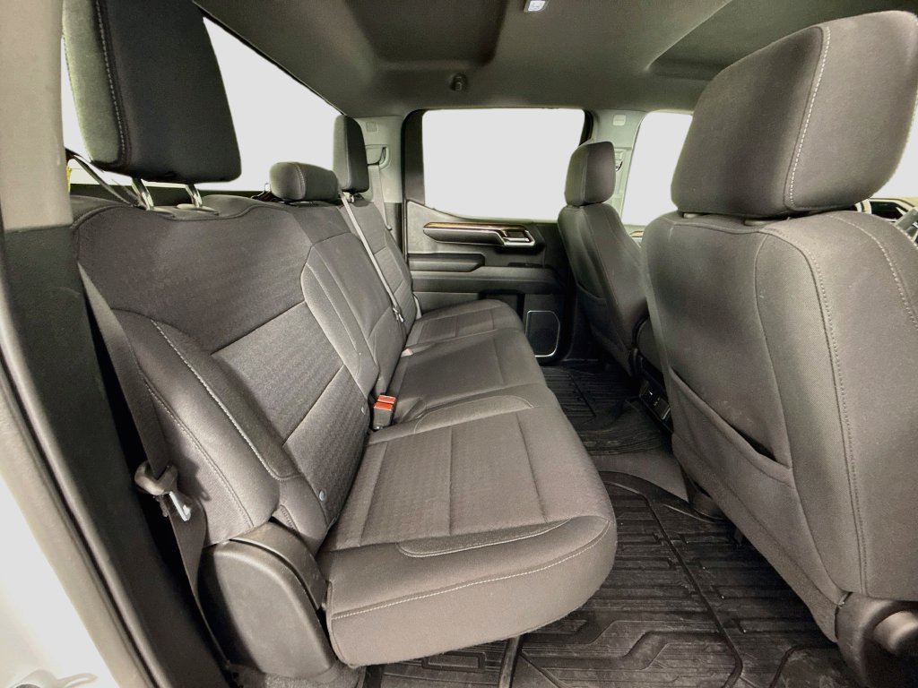 Used 2023 GMC Sierra 1500 SLE AWD/4WD image 26