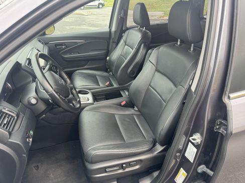 Used 2021 Honda Pilot Special Edition image 12