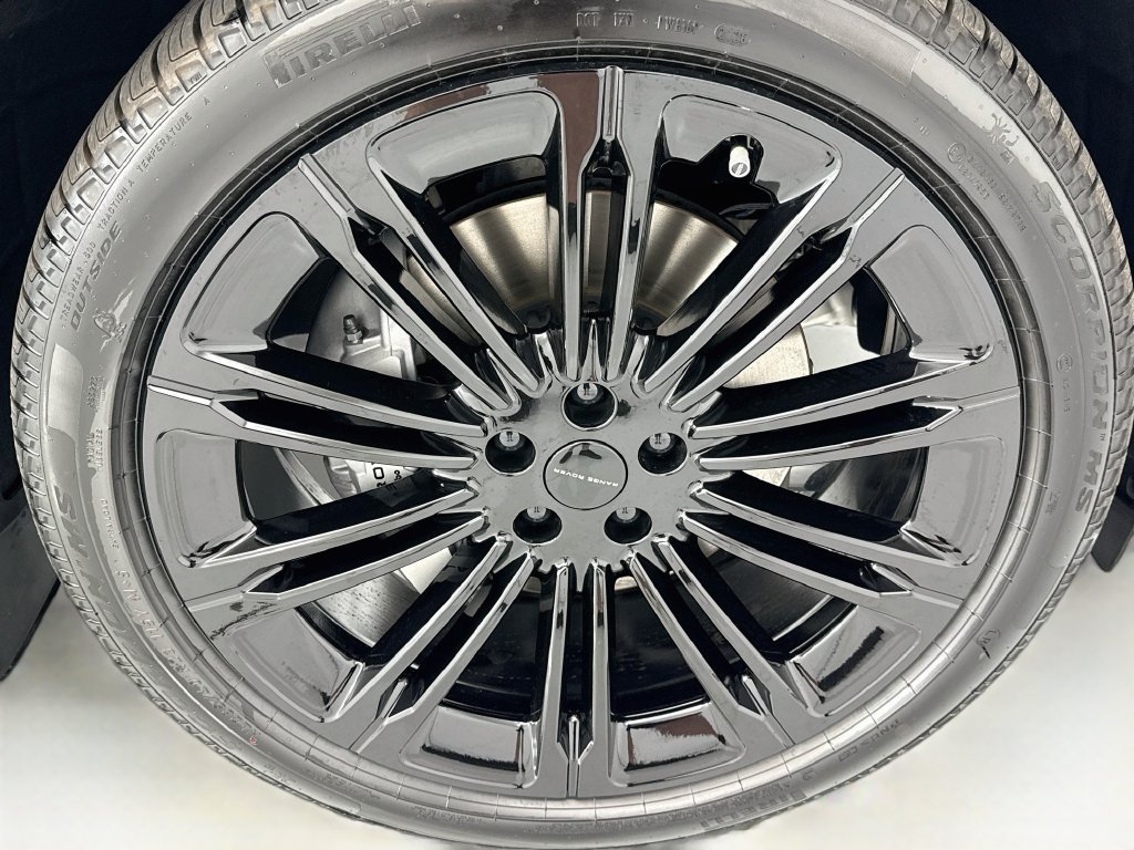 New 2026 Land Rover Range Rover SE AWD/4WD image 31