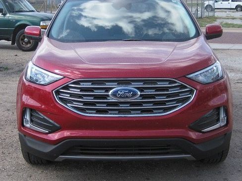 Used 2022 Ford Edge SEL w/ Convenience Package AWD/4WD image 8