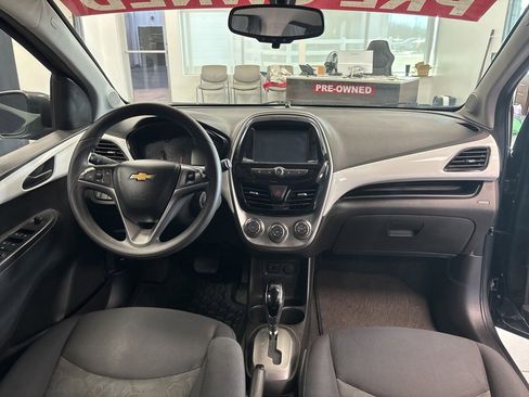 Used 2017 Chevrolet Spark LT image 10