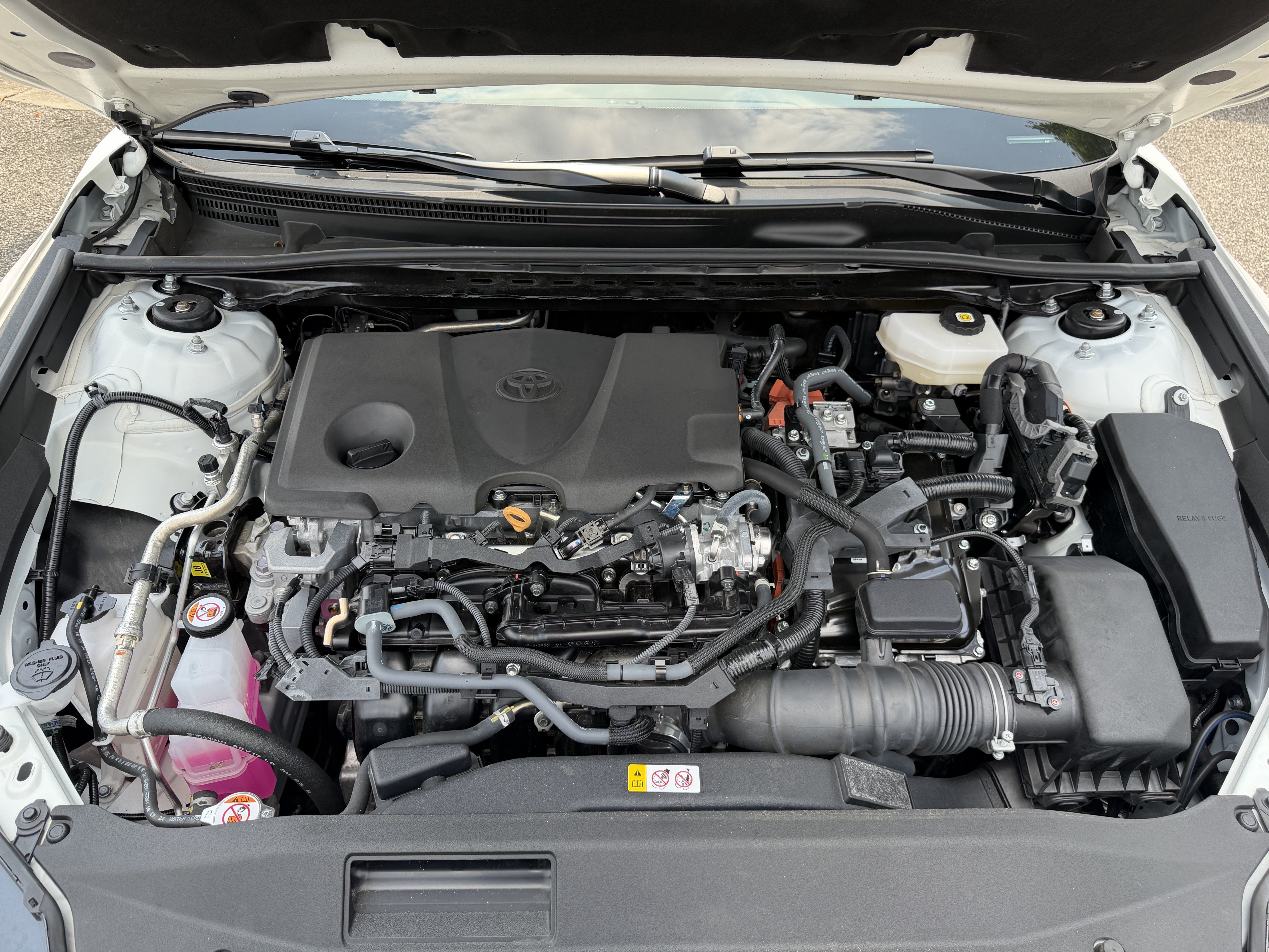 Used 2025 Toyota Camry LE FWD image 34