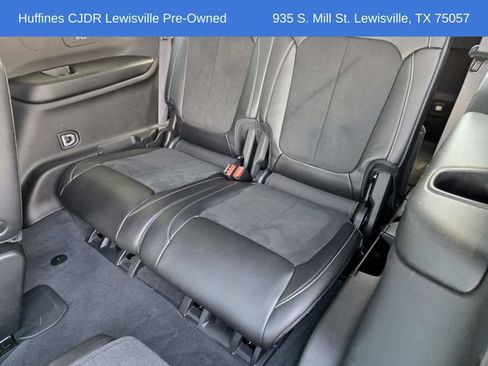 Used 2023 Jeep Grand Cherokee L Laredo RWD image 38