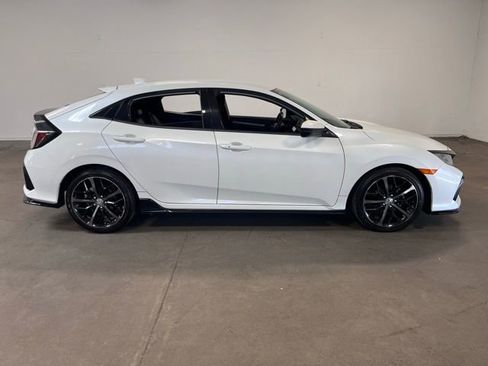 Used 2020 Honda Civic Sport image 2
