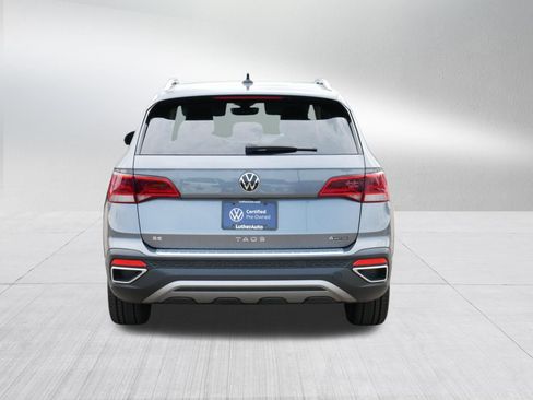 Used 2023 Volkswagen Taos SE w/ Panoramic Sunroof Package AWD/4WD image 6