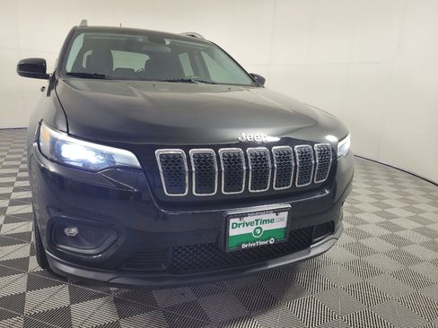 Used 2019 Jeep Cherokee Latitude w/ Popular Appearance Group FWD image 14