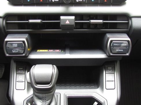 Certified 2026 Toyota RAV4 XSE w/ Weather Package AWD/4WD image 32