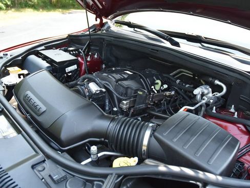 Used 2025 Dodge Durango R/T AWD/4WD image 41