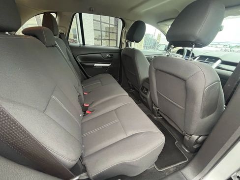 Used 2013 Ford Edge SE image 15