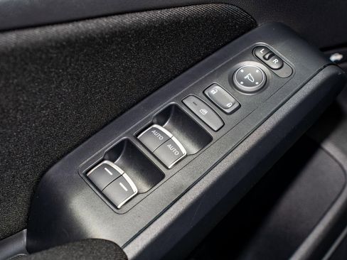 Used 2025 Honda Civic LX image 27