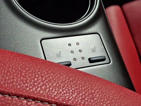 Used 2022 Toyota Camry XSE w/ Carpet Mat Package (TMS) FWD image 25