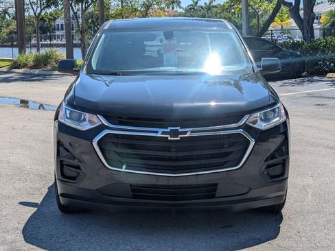 Used 2020 Chevrolet Traverse LS FWD image 2