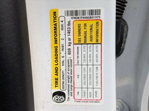 Used 2022 Ford Explorer Limited w/ Equipment Group 301A RWD image 19